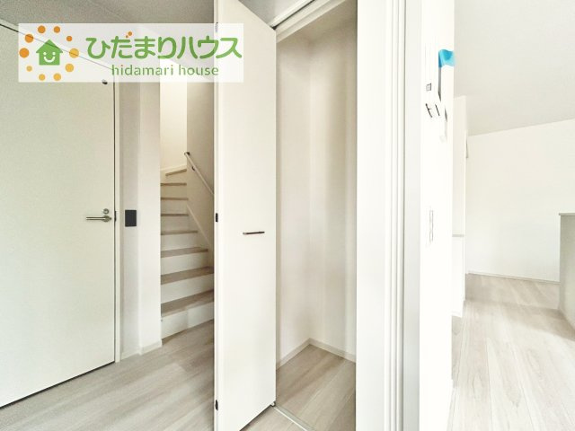 【収納】 | つくば市玉取1期　新築戸建　2号棟 | 家族みんなで共同で使える便利な廊下収納！