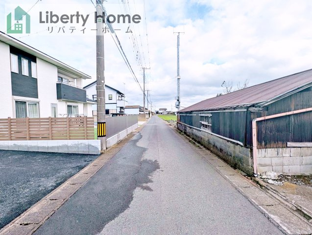 ひたちなか市磯崎町第3　新築戸建　2号棟の前面道路含む現地写真