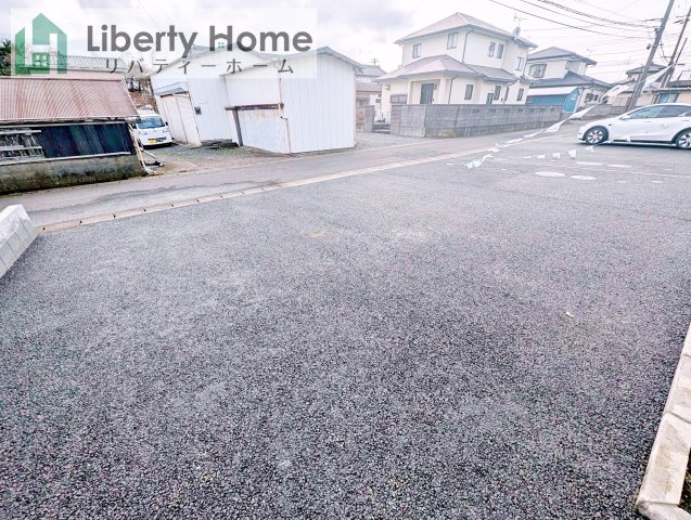 ひたちなか市磯崎町第3　新築戸建　2号棟の駐車場