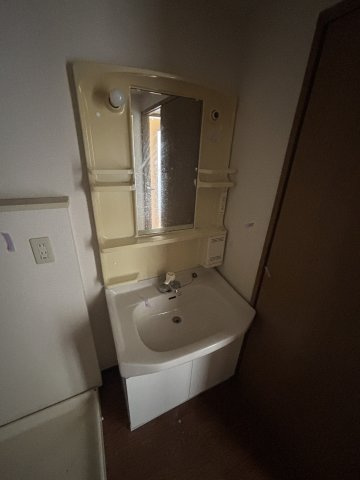 プレステージ市川Ⅱの独立洗面台