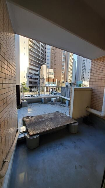 トーカン上野北キャステールのバルコニー