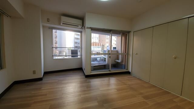 トーカン上野北キャステールの寝室