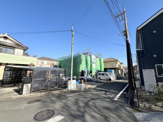 立川市上砂町3丁目　新築戸建の前面道路含む現地写真