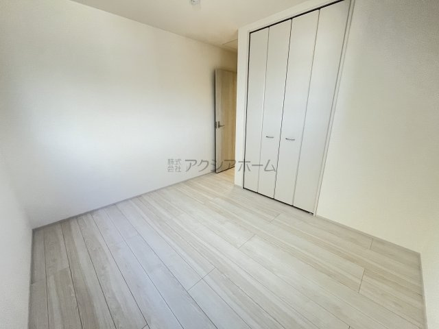 狭山市東三ツ木・全3棟　新築一戸建　3号棟　～WIC付き～の洋室|2階洋室5.7帖