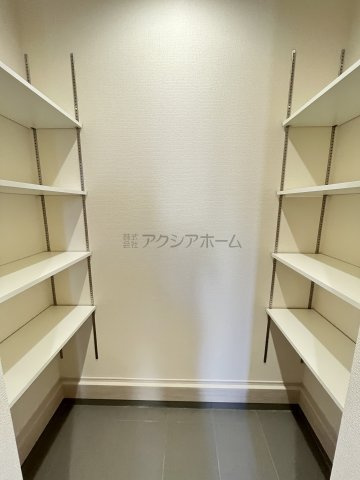 狭山市東三ツ木・全3棟　新築一戸建　3号棟　～WIC付き～の収納|玄関の土間収納