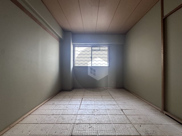 東大阪市御厨栄町３丁目の賃貸マンションの和室