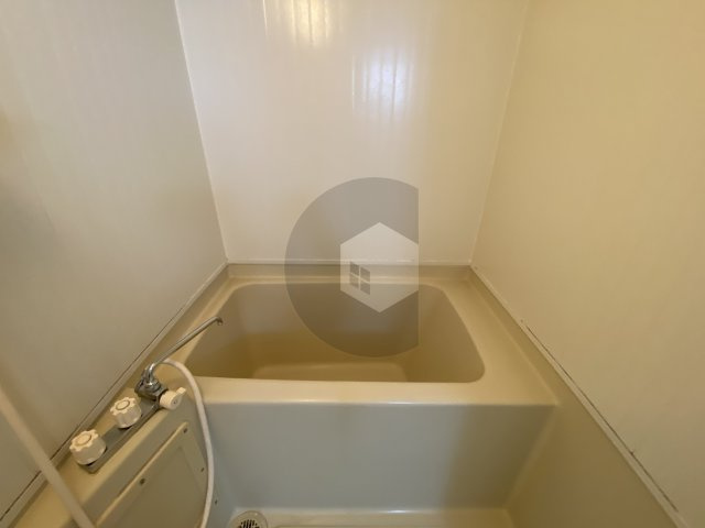 東大阪市御厨栄町３丁目の賃貸マンションの浴室