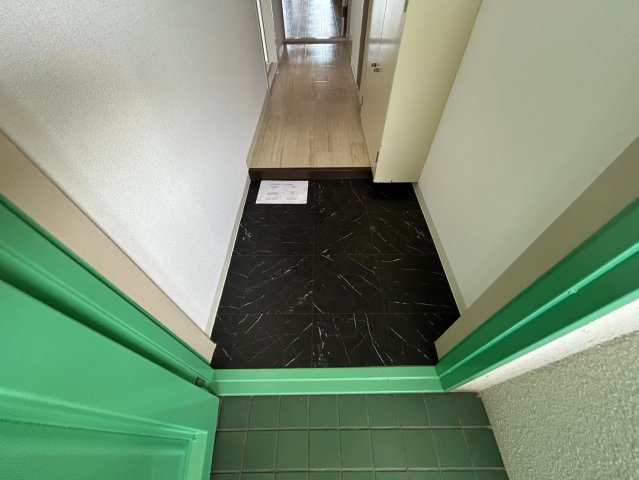 メゾンブランシェの玄関