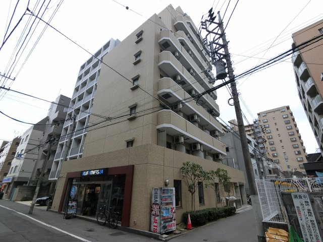 ミェーレ船橋の外観