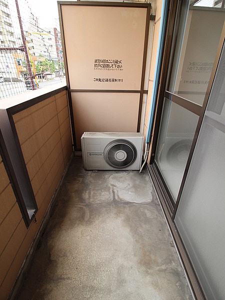 オーシャン本町のバルコニー