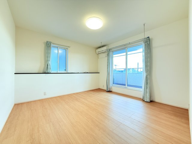 【オール電化】結城市大字結城中古戸建の洋室