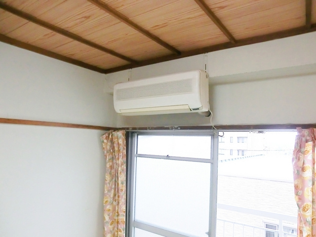 村上マンションの設備|エアコン付きです