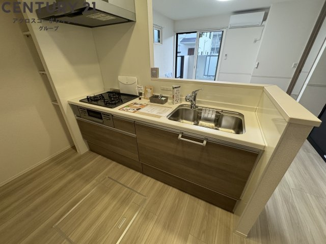 システムキッチン3口ガスコンロ・魚焼きグリル