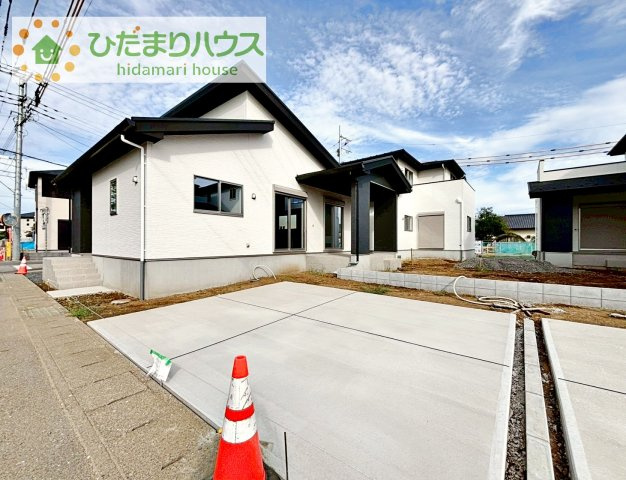 【駐車場】 | 牛久市牛久町7期　新築戸建　1号棟 | マイホームなら駐車場代がかかりません！しかも、自宅の駐車場で洗車ができます！今までコイン洗車に行っていた手間も省けて、節約にもつながります(^^♪