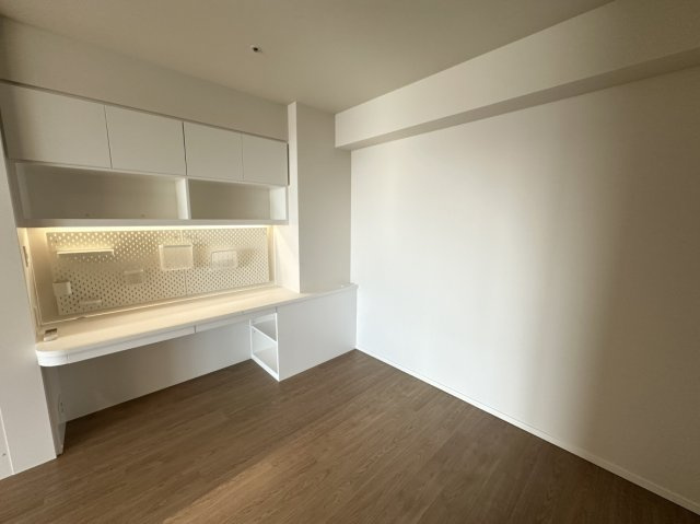 ベイシティタワーズ神戸ＷＥＳＴの洋室