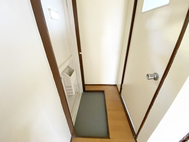 村上マンションの玄関|玄関です♪