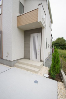 【エントランス】 | 【仲介手数料無料！！】府中市四谷4丁目　新築戸建て（全14棟）5号棟　4830万円