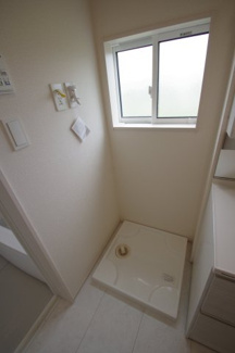 【ランドリースペース】 | 【仲介手数料無料！！】府中市四谷4丁目　新築戸建て（全14棟）5号棟　4830万円