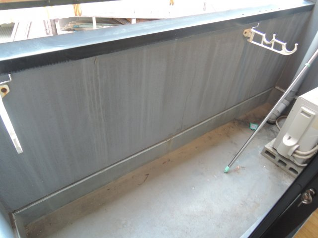 ハイツオーキタ津之江のバルコニー