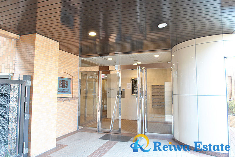 ライオンズプラザ茅ヶ崎のエントランス