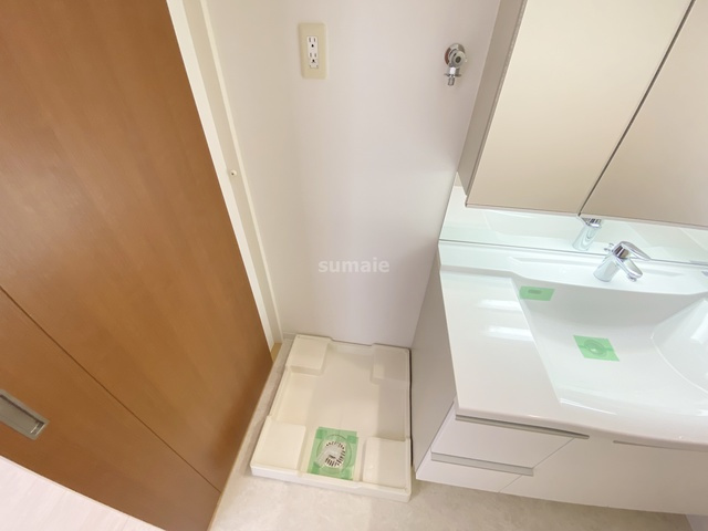 ドゥーエ大宮の洗面所|室内洗濯機置き場！