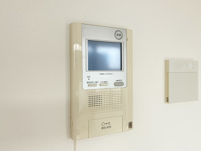 ドゥーエ大宮のセキュリティ|モニター付きインターホン☆