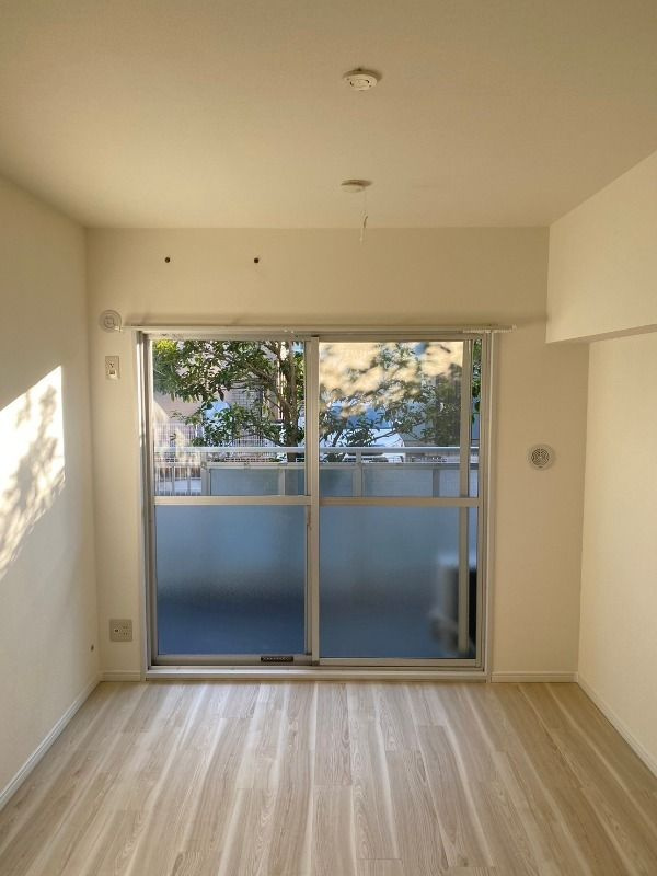 ベルフラット吉野の居間・リビング