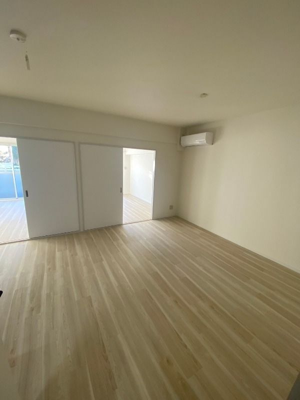 ベルフラット吉野の居間・リビング