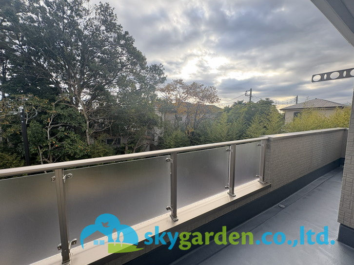 茅ヶ崎市円蔵3期　新築戸建　全2棟2号棟のバルコニー