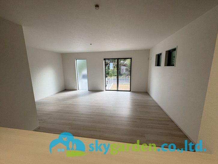 茅ヶ崎市円蔵3期　新築戸建　全2棟2号棟の居間・リビング