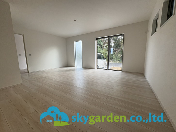 茅ヶ崎市円蔵3期　新築戸建　全2棟2号棟の居間・リビング