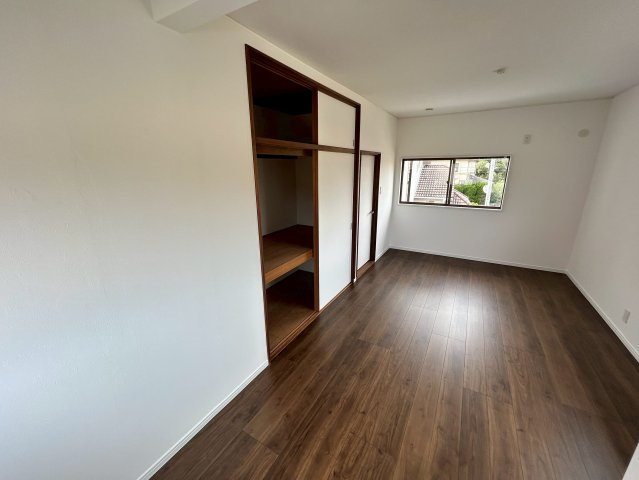大木町大角中古住宅の洋室