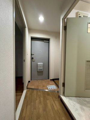 【玄関】 | メゾンアベニール