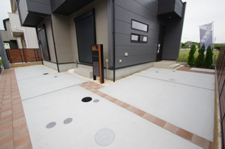 【駐車場】 | 車庫2台L字型