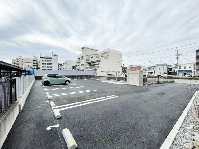 ＢＥＲＥＯ吉野本町【ＢＥＬＳ認証】の駐車場
