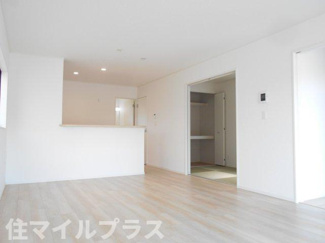 【居間・リビング】 | 二本松市竹田2丁目新築一戸建て5棟 | ゆったりとした居間です