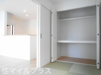 【和室】 | 二本松市竹田2丁目新築一戸建て5棟 | 明るい和室です