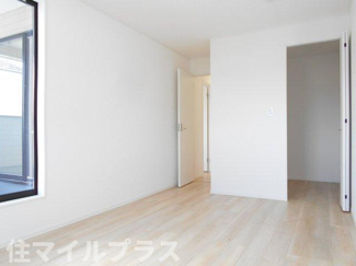 【洋室】 | 二本松市竹田2丁目新築一戸建て5棟 | 広々とした洋室です