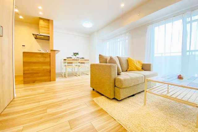 カサベラセントラルプラザ長田の居間・リビング|リビングダイニング