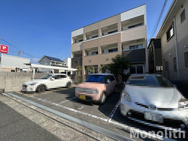 フジパレス鳳西の駐車場