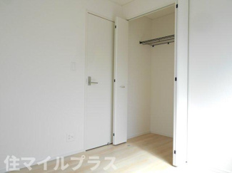 【洋室】 | 二本松市竹田2丁目新築一戸建て5棟 | 個人の部屋や寝室として使える洋室です