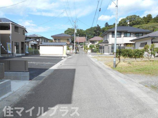 【前面道路含む現地写真】 | 二本松市竹田2丁目新築一戸建て5棟 | 前面道路含む現地写真です