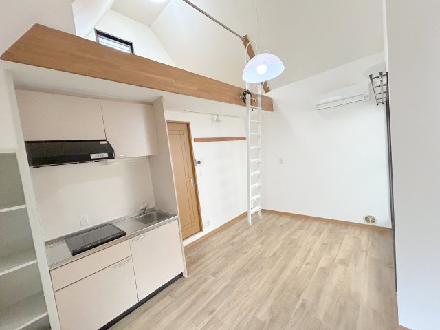 アレグレア桜の居間・リビング