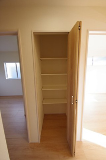 【収納】 | 【仲介手数料無料！！】府中市四谷4丁目　新築戸建て（全14棟）9号棟　4780万円