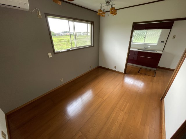 千町貸家の居間・リビング