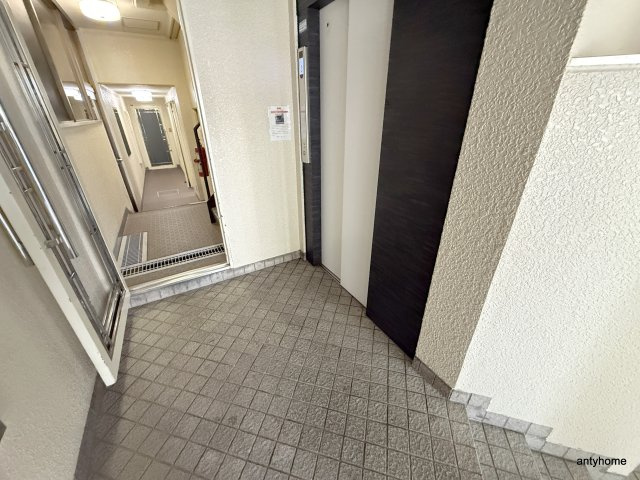 ハイツ西村　仲介手数料無料のロビー