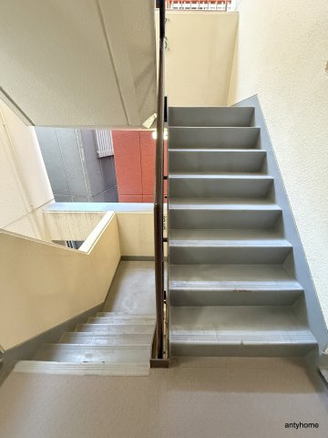 ハイツ西村　仲介手数料無料の駐車場