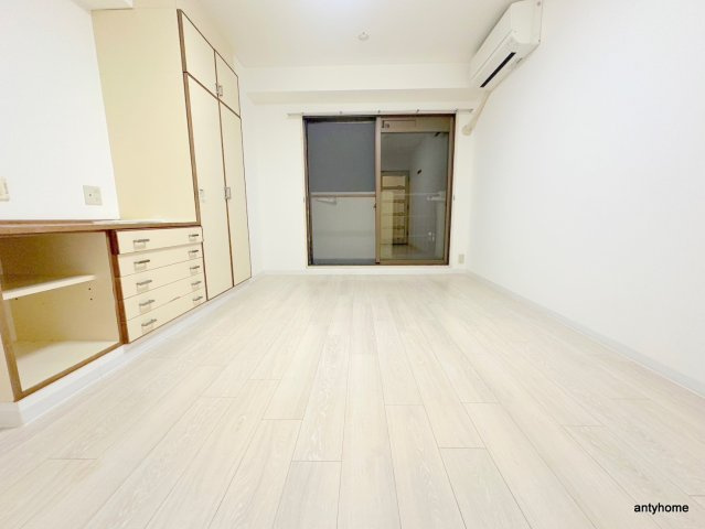 ハイツ西村　仲介手数料無料の寝室