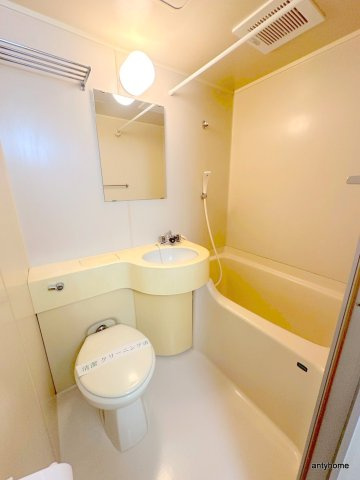 ハイツ西村　仲介手数料無料の浴室