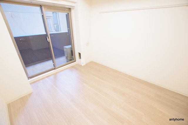 プレサンス大手前ピリオド　仲介手数料無料の洋室